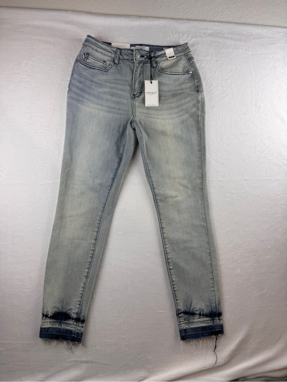 Light Wash Skinny Ankle Jeans‎ | Frayed Hem Dip Dye Stretch Denim